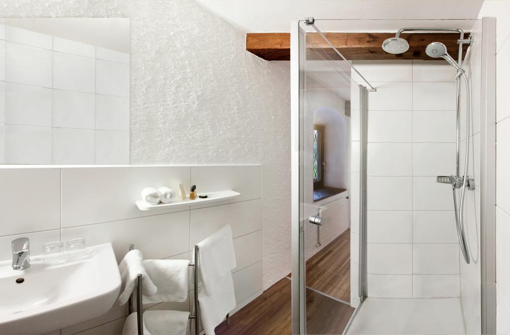 Chambre Double - Vue sur Montagne